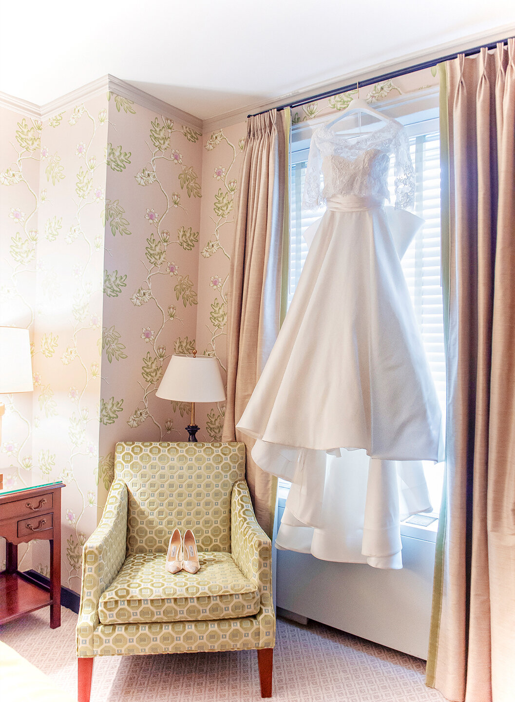 A detail of the bride's room
