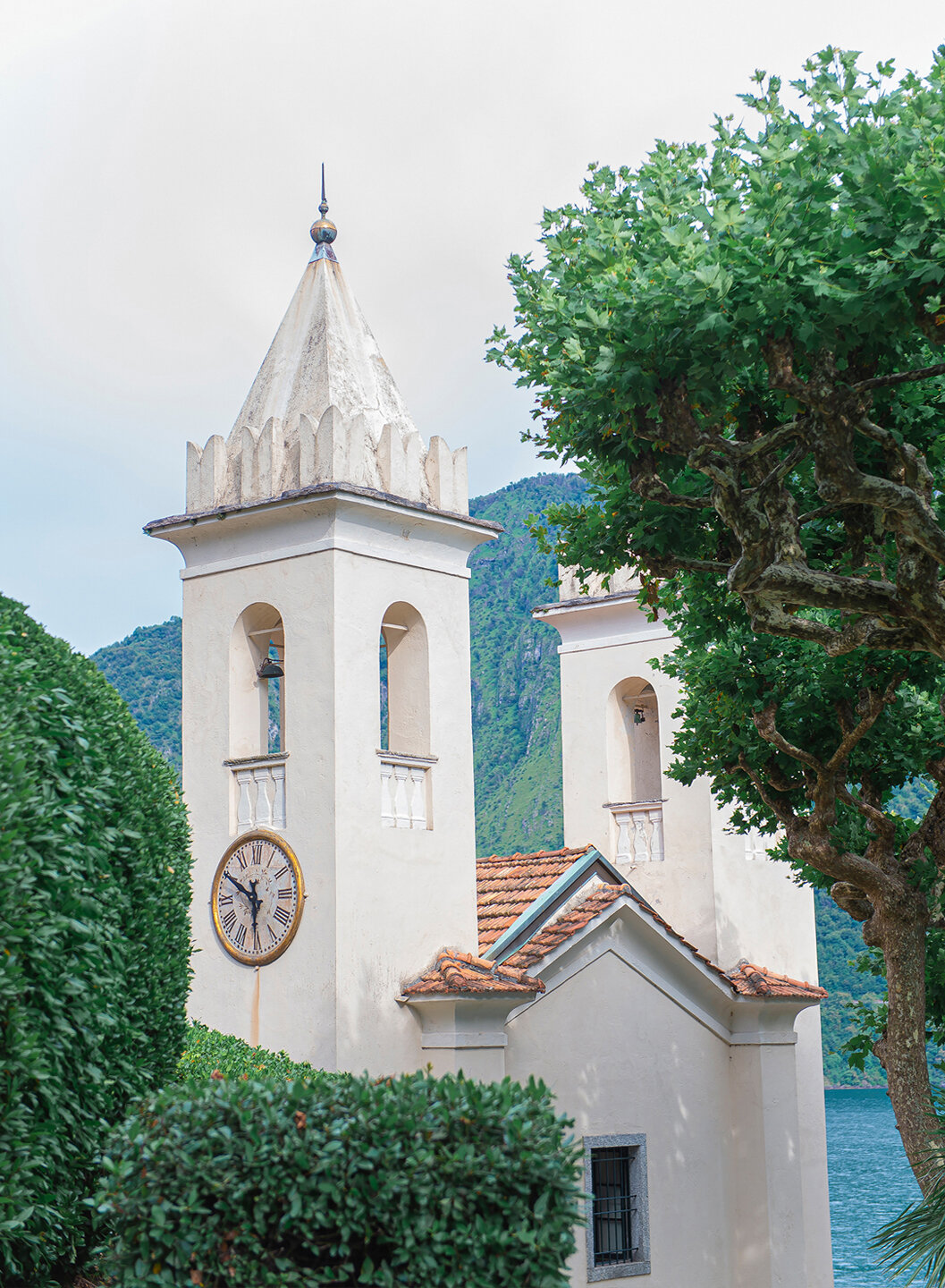 The clock tower of Villa del Balbianello