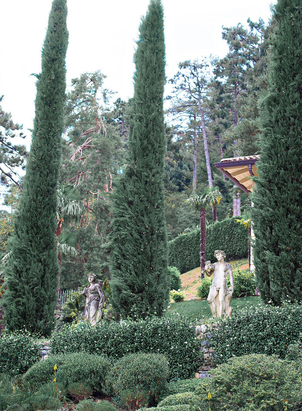 Villa del Balbianello park and sculptures